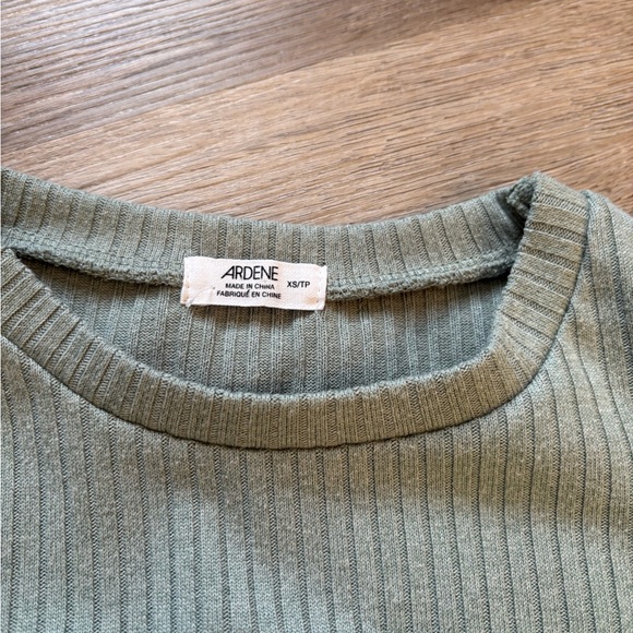 3 tops bundle - Picture 3 of 3